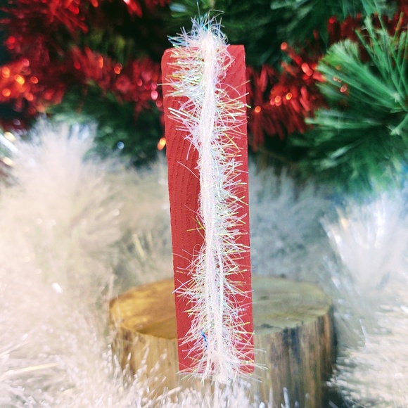 Hand Crafted Mini Wood Sign, Tiered Tray Decor, Christmas Calories Don't Count - Picture 2 of 4